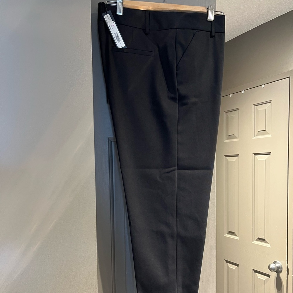 Alice + Olivia Black Tailored Dress Pants